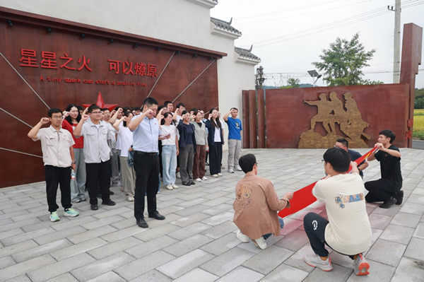 图片2_副本.jpg